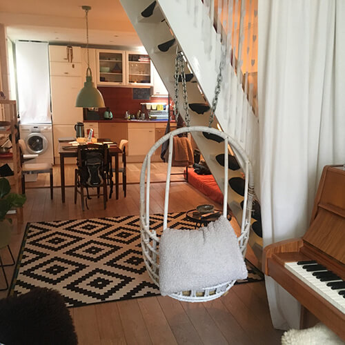 de_bedding_header_huiskamerkijken naar keuken